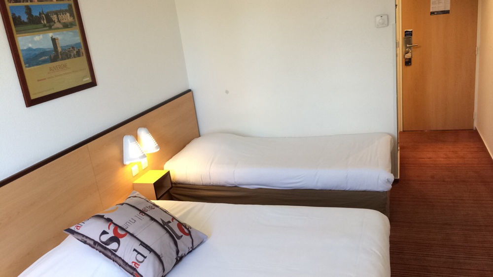 Ace Hotel Clermont Ferrand La Pardieu Bagian luar foto